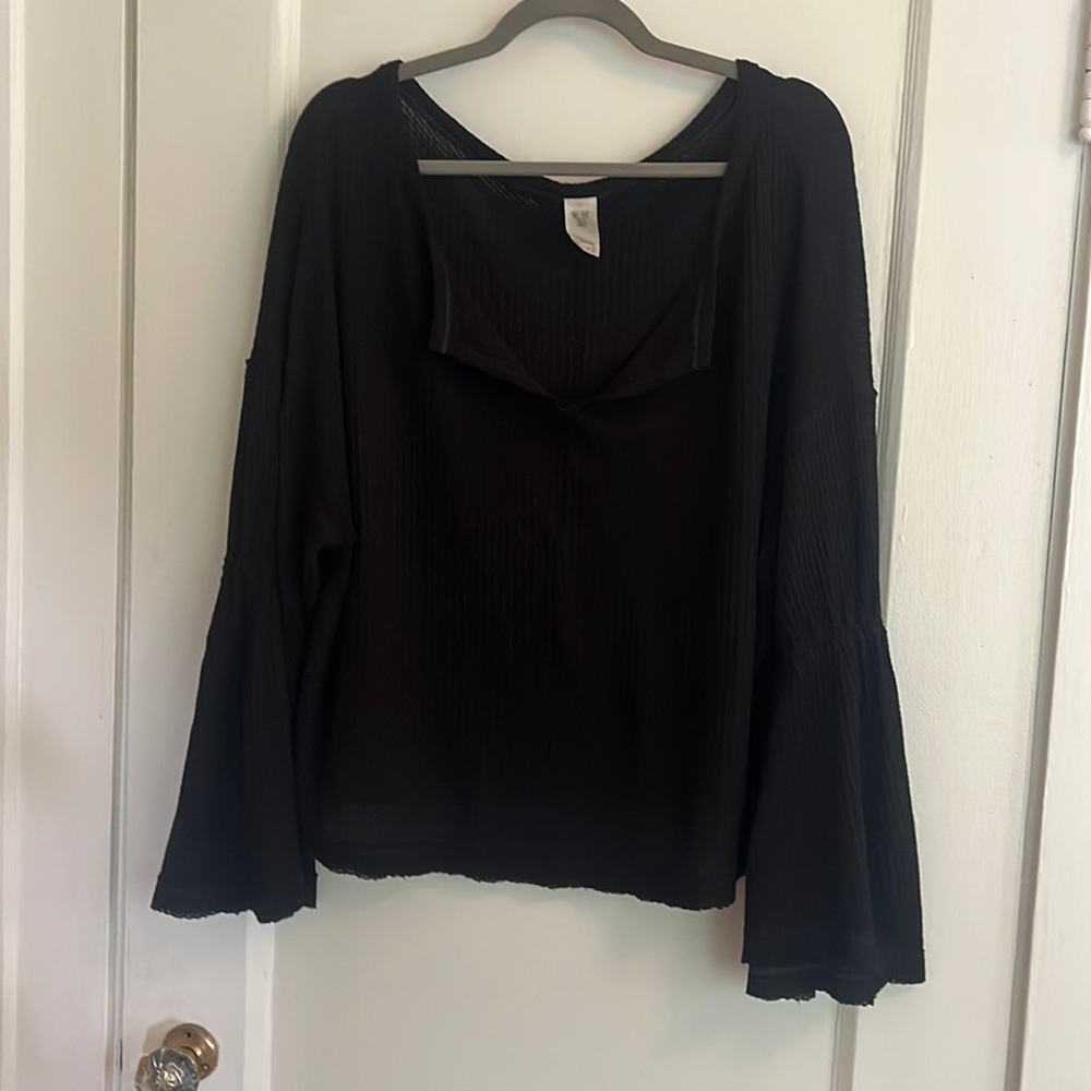 Bell sleeve waffle knit top